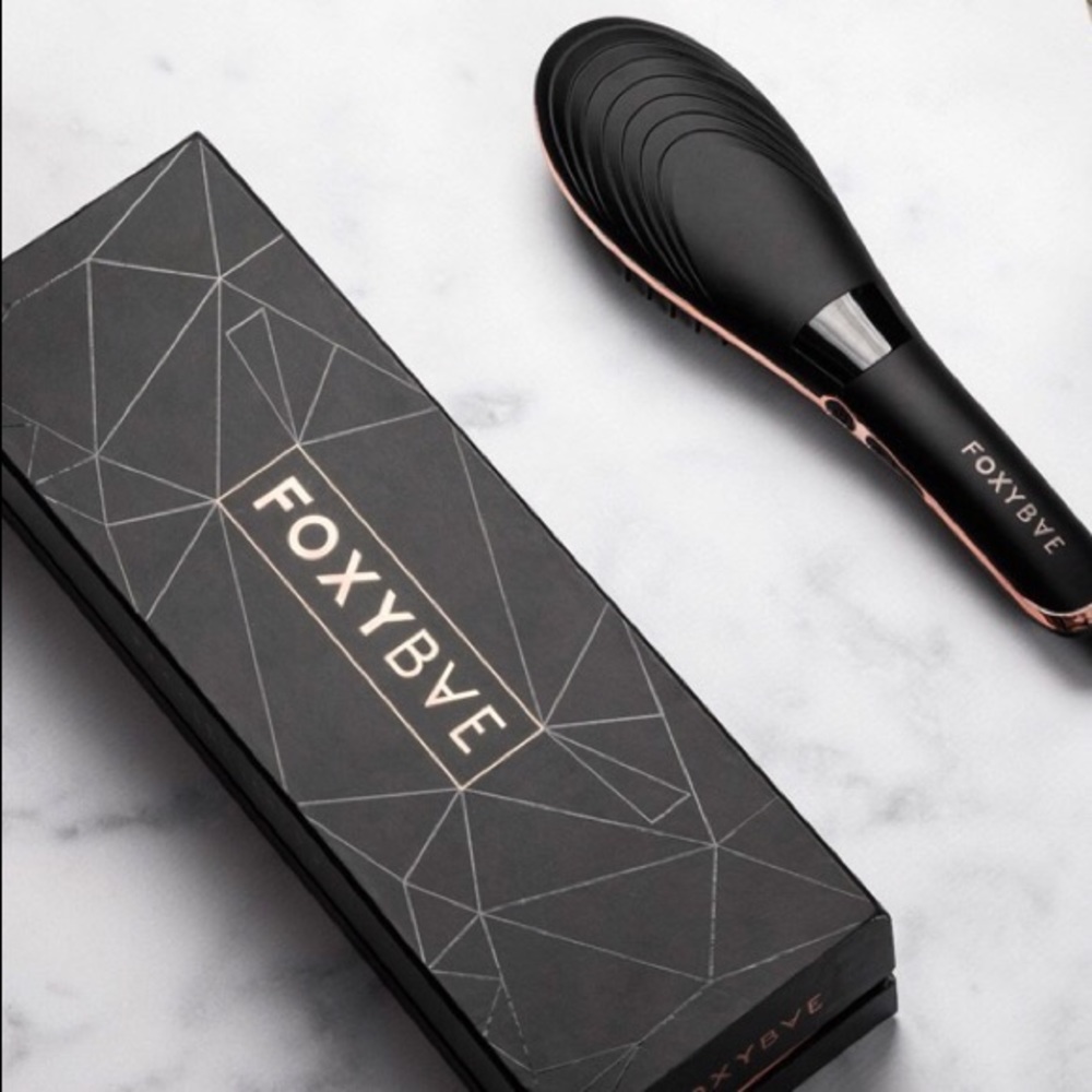 FoxyBae Rose Gold Hairbrush Straightener